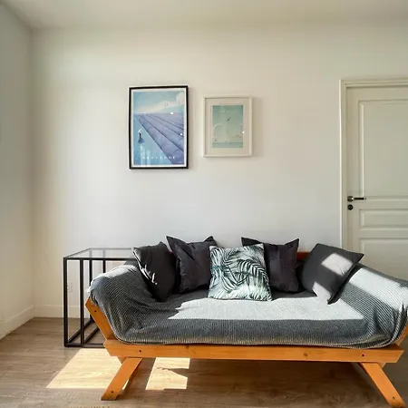 Renting - Cambrai - Luxurious Sea View Terrasse - King Bed - Parking - Ac - Fully Equipped * Nice