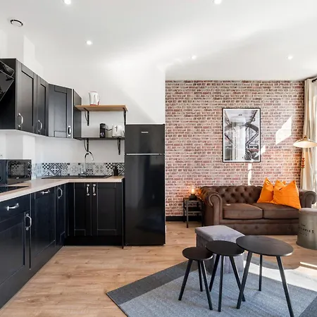 Renting - Cambrai - Luxurious Sea View Terrasse - King Bed - Parking - Ac - Fully Equipped Appartement *