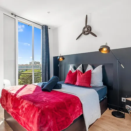 Renting - Cambrai - Luxurious Sea View Terrasse - King Bed - Parking - Ac - Fully Equipped Appartement Nice